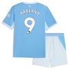 Manchester City Haaland 9 Dziecięca Główna Koszulki Piłkarskie 2026-27 Krótki Rękaw (+ Krótkie spodenki) Manchester City Haaland 9 Dziecięca Główna Koszulki Piłkarskie 2026-27 Krótki Rękaw (+ Krótkie spodenki)