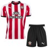 Southampton Dziecięca Główna Koszulki Piłkarskie 2026-27 Krótki Rękaw (+ Krótkie spodenki) Southampton Dziecięca Główna Koszulki Piłkarskie 2026-27 Krótki Rękaw (+ Krótkie spodenki)