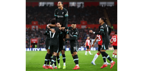 Rozwój Liverpoolu dramatycznie zmienił wyścig o tytuł Premier League Rozwój Liverpoolu dramatycznie zmienił wyścig o tytuł Premier League