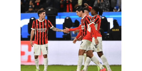AC Milan wykonał klasyczny zwrot akcji, aby wygrać Superpuchar w derbach Mediolanu AC Milan wykonał klasyczny zwrot akcji, aby wygrać Superpuchar w derbach Mediolanu