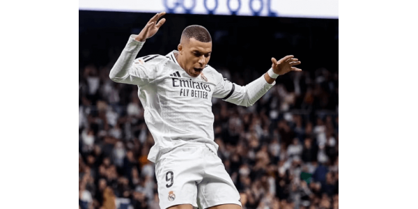 Mbappe jest pokonany, ale nadal honorowy, a jego hat-trick w derbach narodowych pobił wiele rekordów Mbappe jest pokonany, ale nadal honorowy, a jego hat-trick w derbach narodowych pobił wiele rekordów