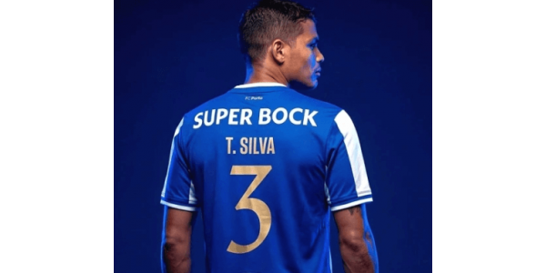 Thiago Silva, 41 lat, dołącza do Porto Thiago Silva, 41 lat, dołącza do Porto