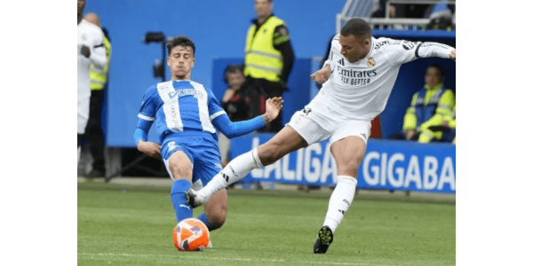 W fazie sprinterskiej sezonu Mbappe otrzymał czwartą czerwoną kartkę w swojej karierze W fazie sprinterskiej sezonu Mbappe otrzymał czwartą czerwoną kartkę w swojej karierze