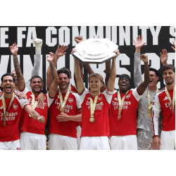 Arsenal zdobywa swój 18. tytuł Tarczy Wspólnoty, co stanowi mocne rozpoczęcie nowego sezonu! Arsenal zdobywa swój 18. tytuł Tarczy Wspólnoty, co stanowi mocne rozpoczęcie nowego sezonu!