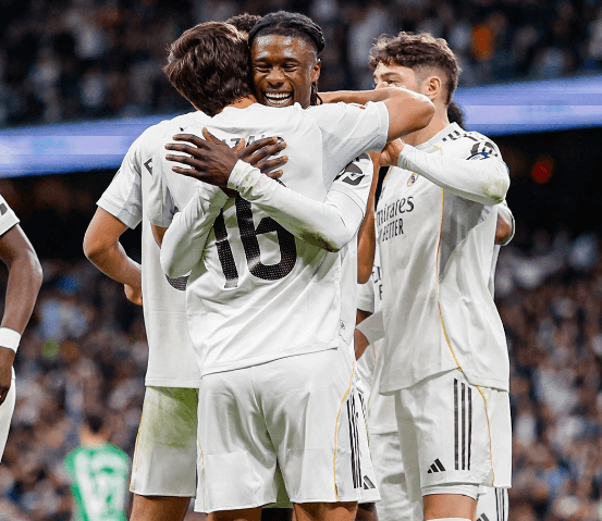 Akademia Realu Madryt błyszczy na Bernabéu