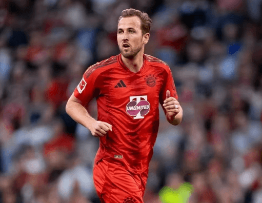 Bayern prowadzi 8 punktami, pierwsze mistrzostwo Kane'a w zasięgu ręki
