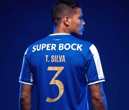 Thiago Silva, 41 lat, dołącza do Porto