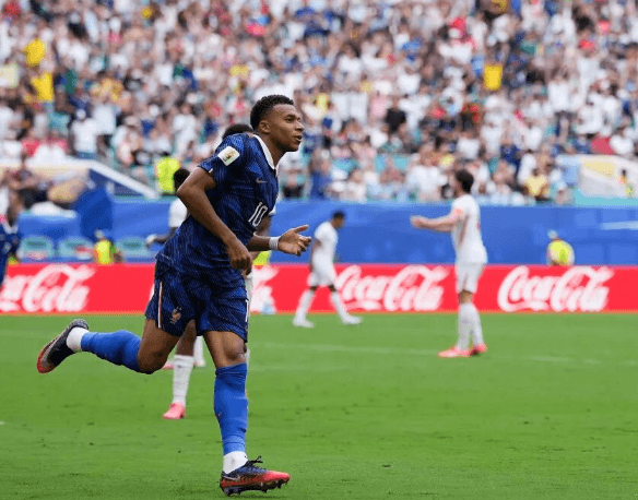 Anglia zajmuje trzecie miejsce! Mbappe bije historyczny rekord